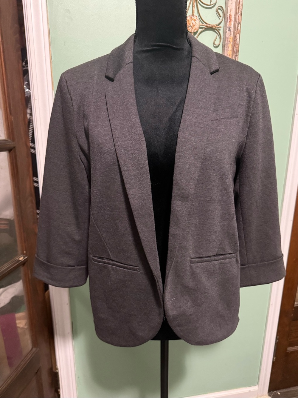 Lauren Conrad Charcoal gray open jacket blazer 12